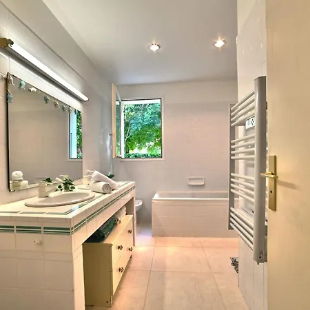 בית נופש L'horizon A By Interhome